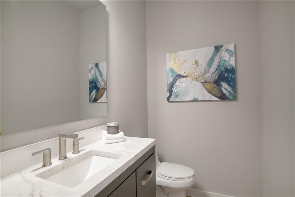 1118 Stobaugh St # B, Austin, TX 78757