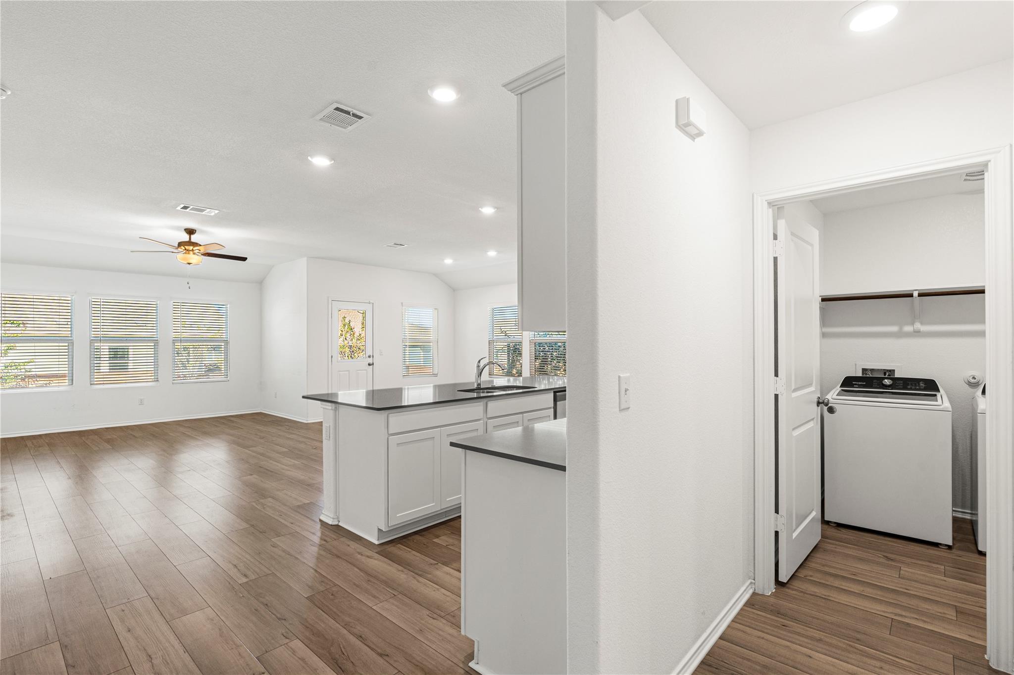 150 Santiago, Kyle, TX 78640