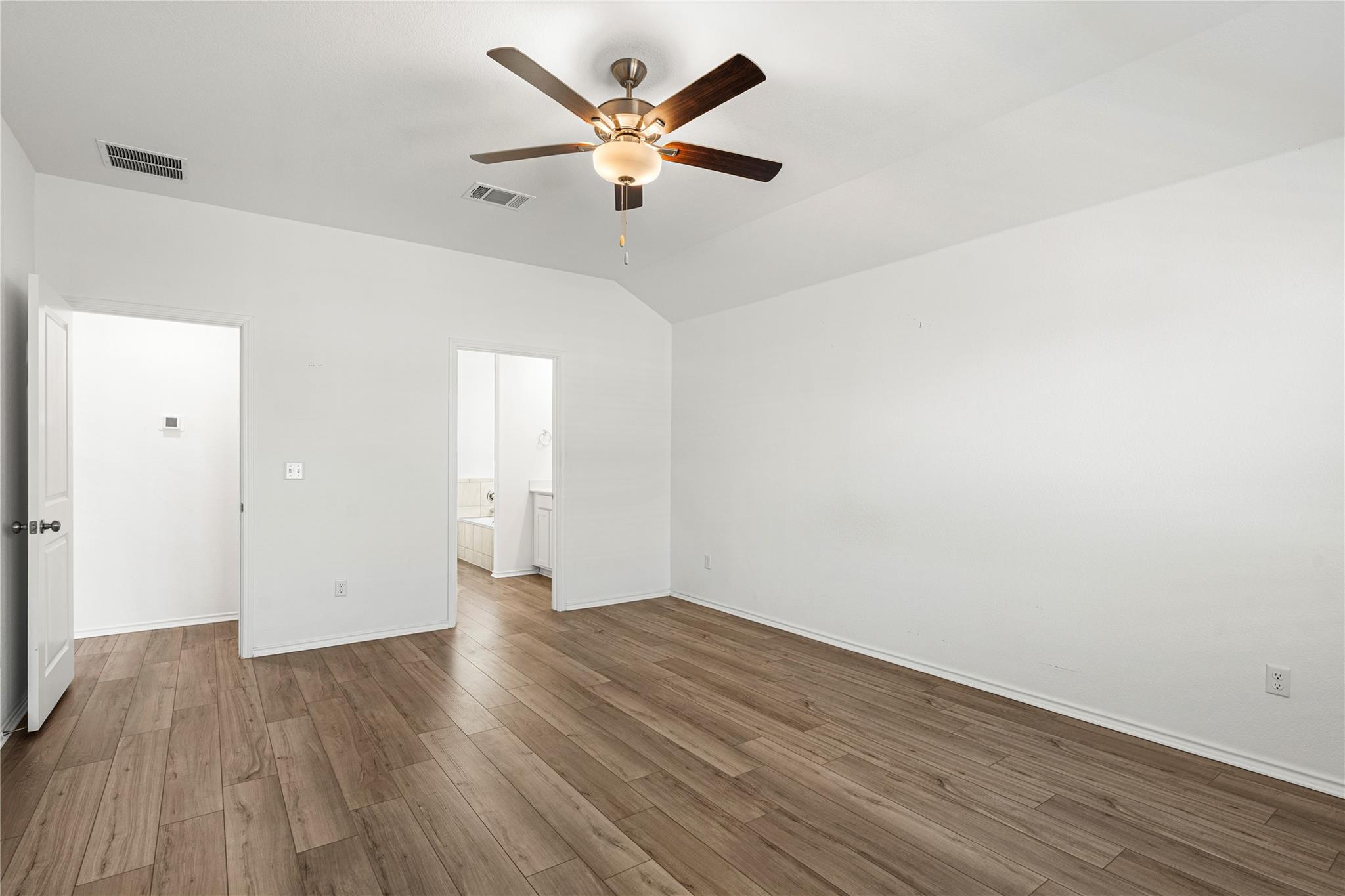 150 Santiago, Kyle, TX 78640