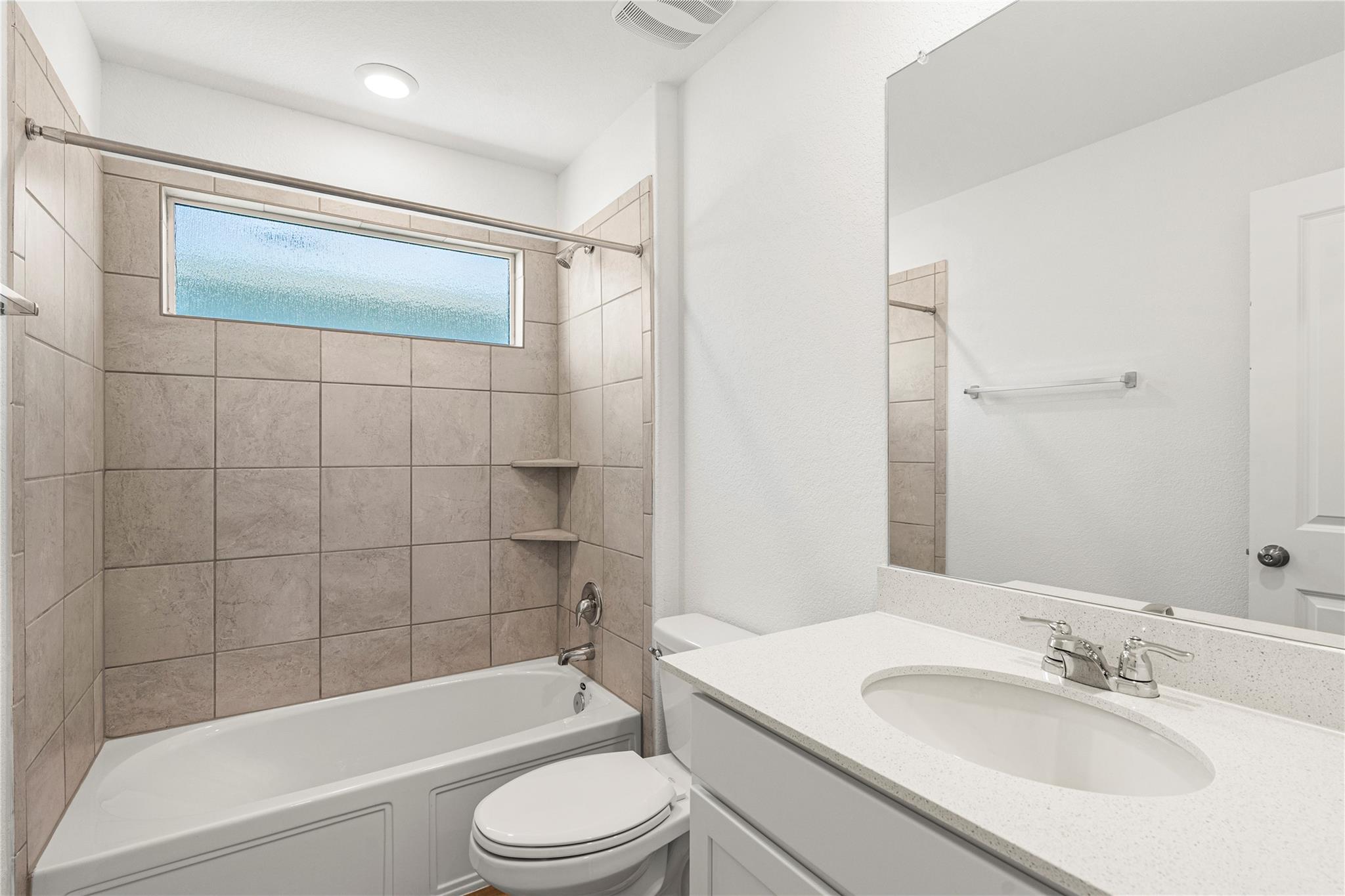 150 Santiago, Kyle, TX 78640