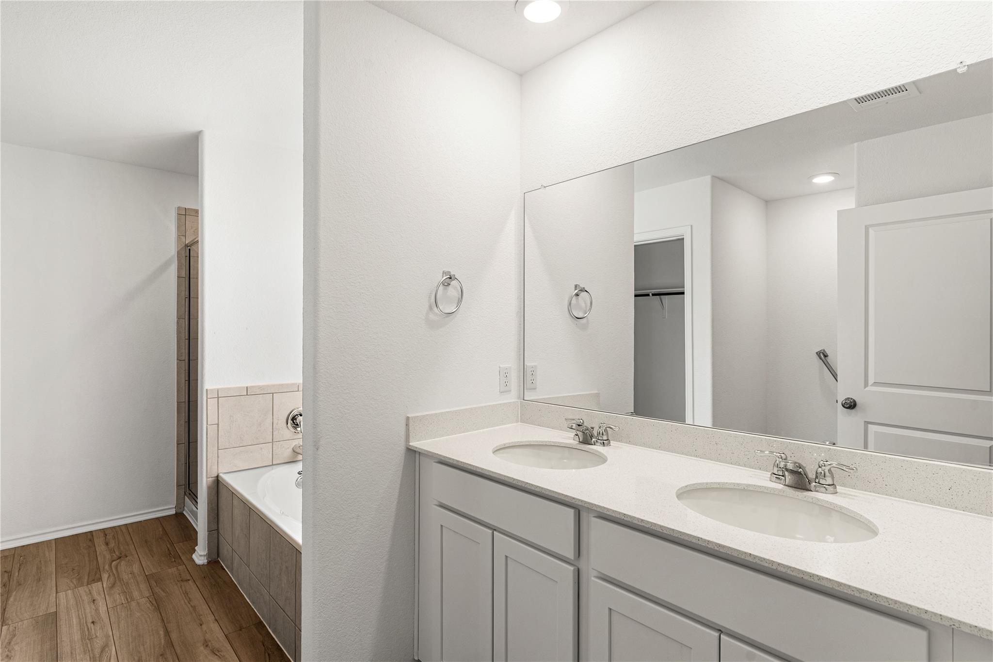 150 Santiago, Kyle, TX 78640