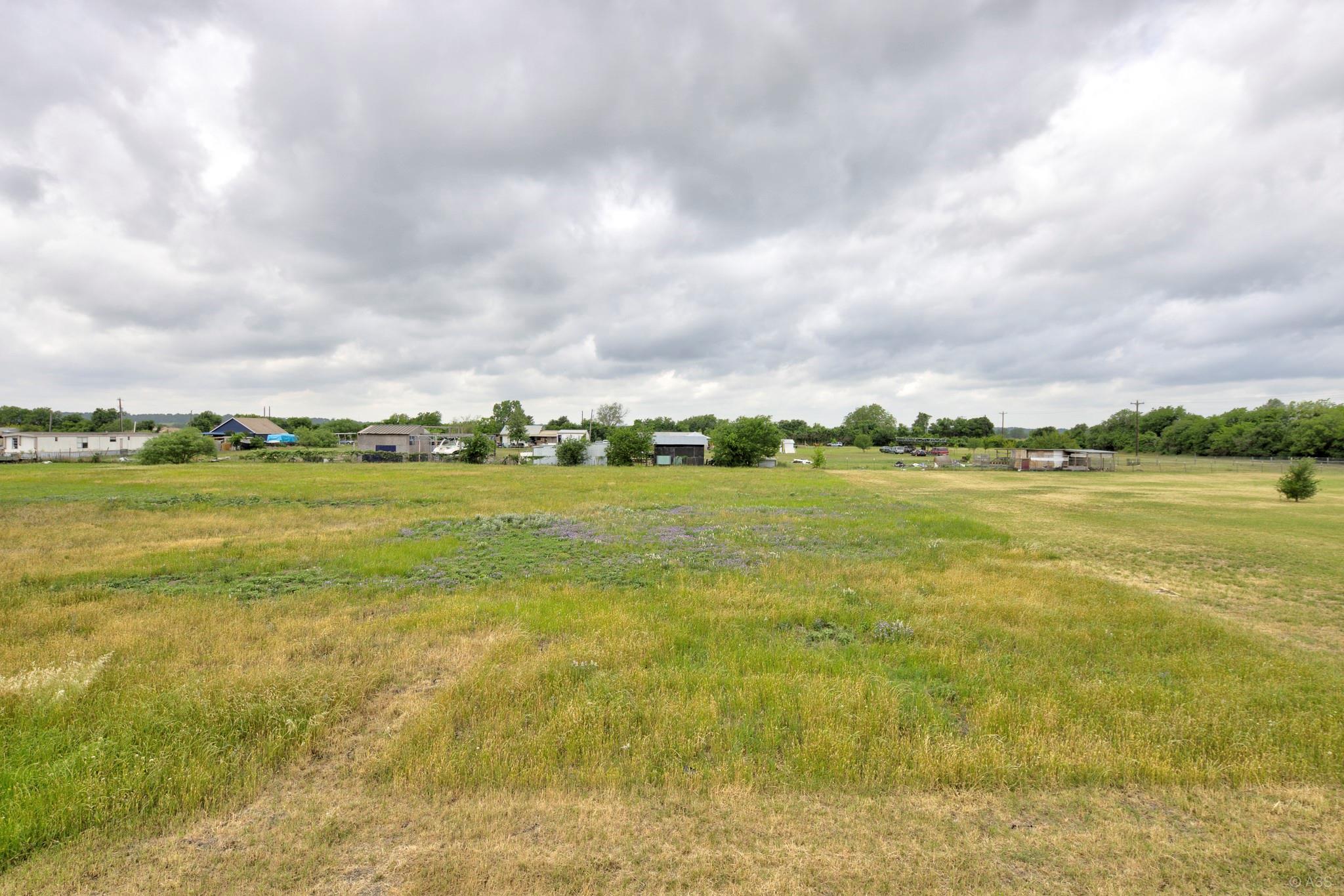 135 Wilbarger Bend Rd, Bastrop, TX 78602