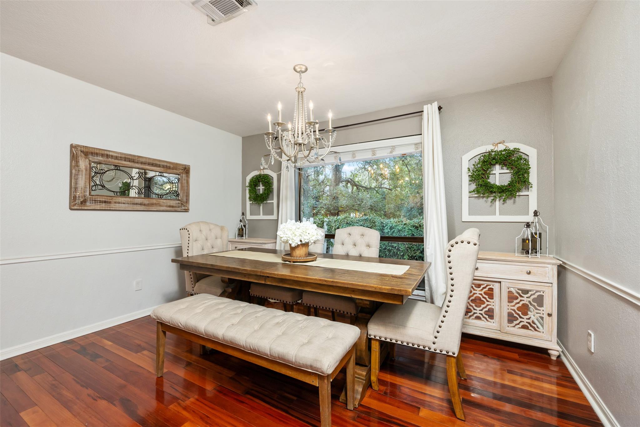 106 Sailmaster St, Lakeway, TX 78734