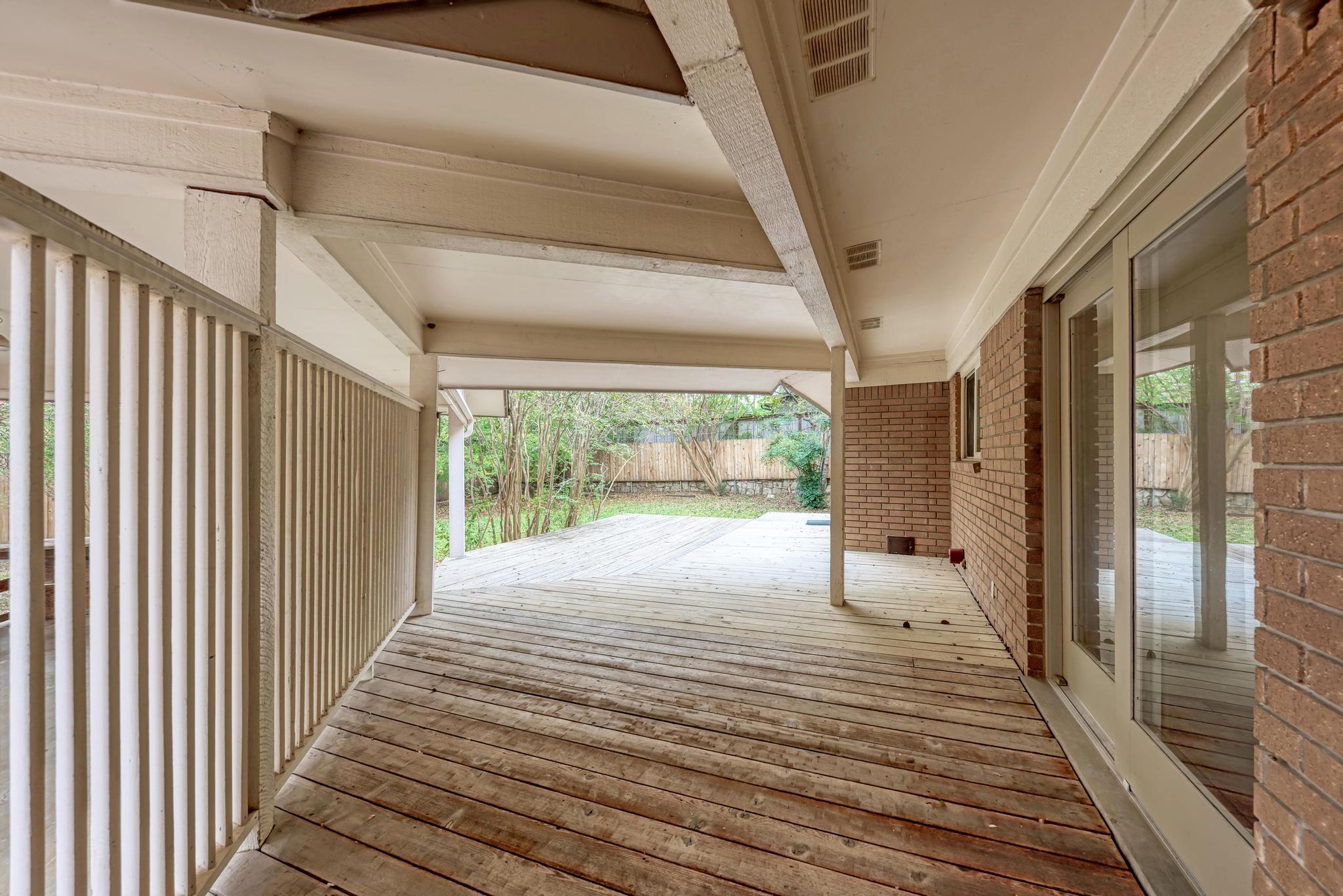 2500 Spring Creek Dr, Austin, TX 78704