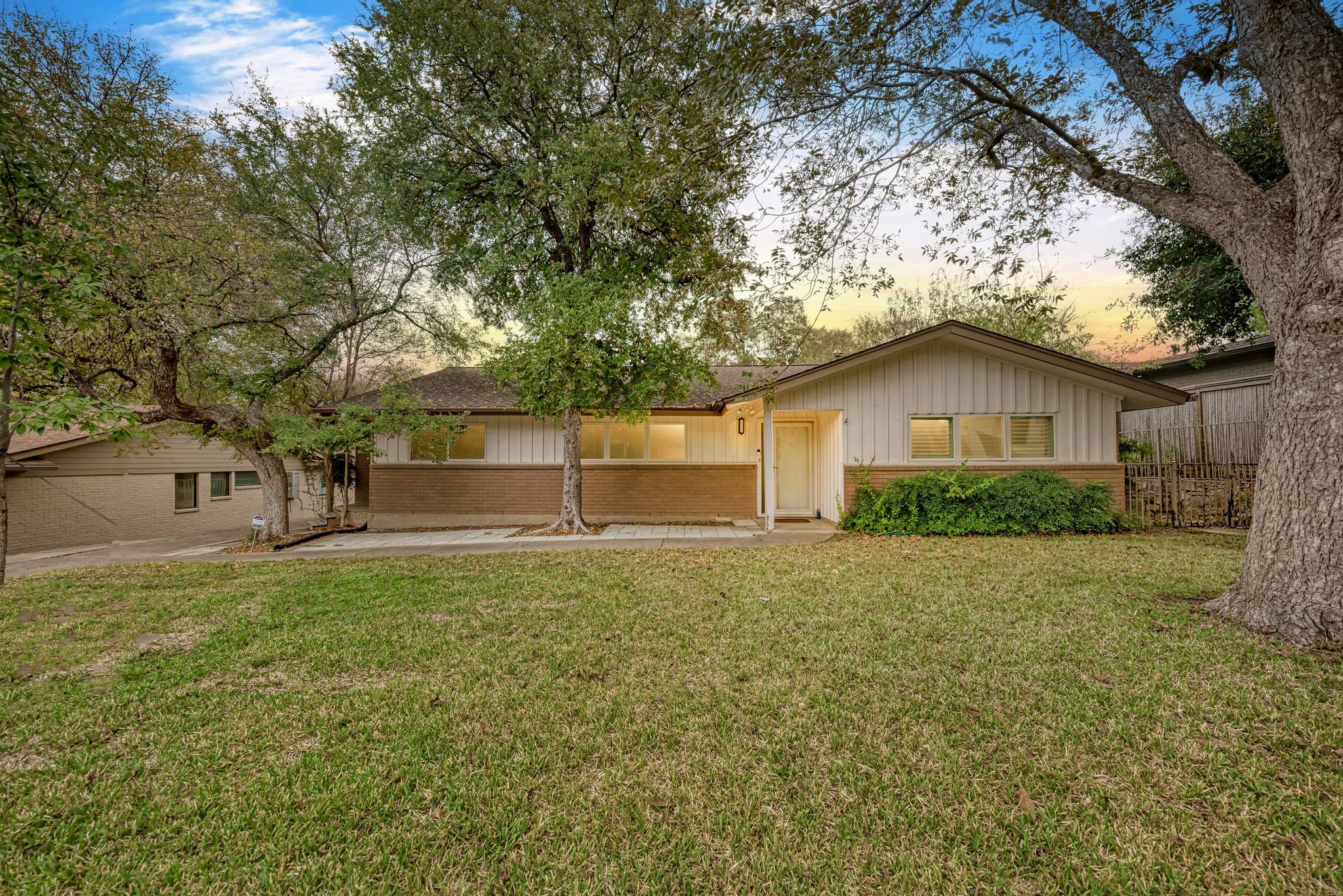 2500 Spring Creek Dr, Austin, TX 78704