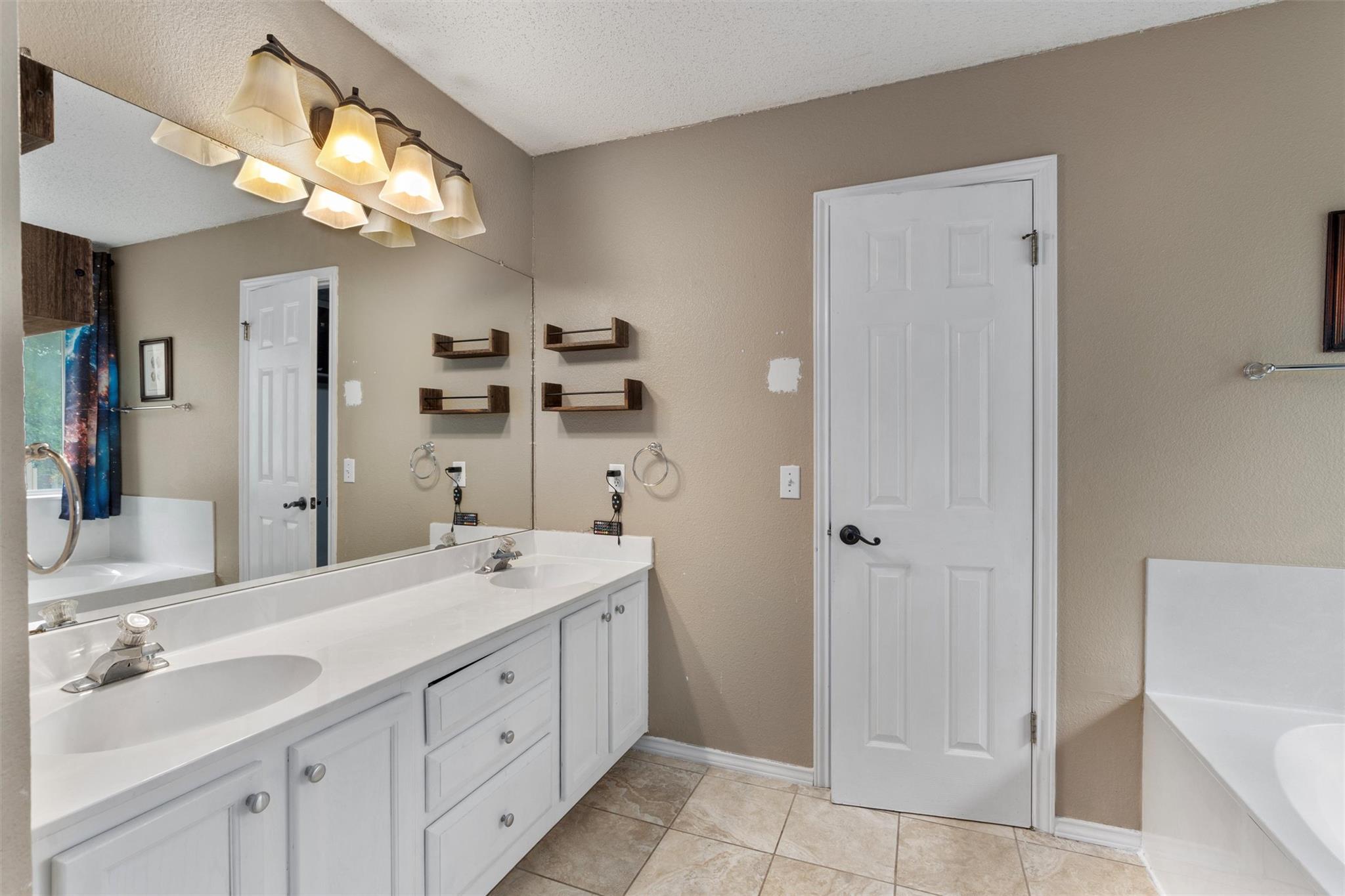 1002 Outpost Cv, Round Rock, TX 78665