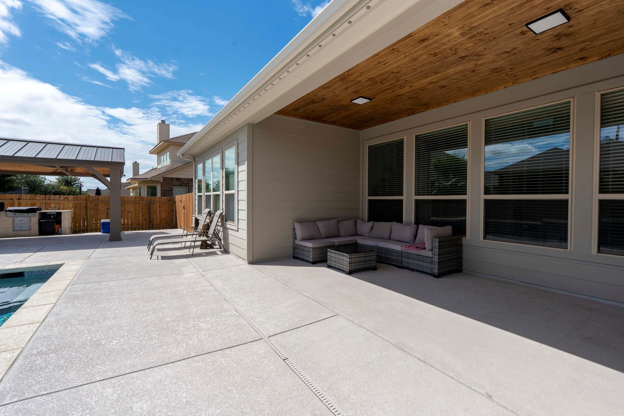 3301 Falconers Way, Pflugerville, TX 78660