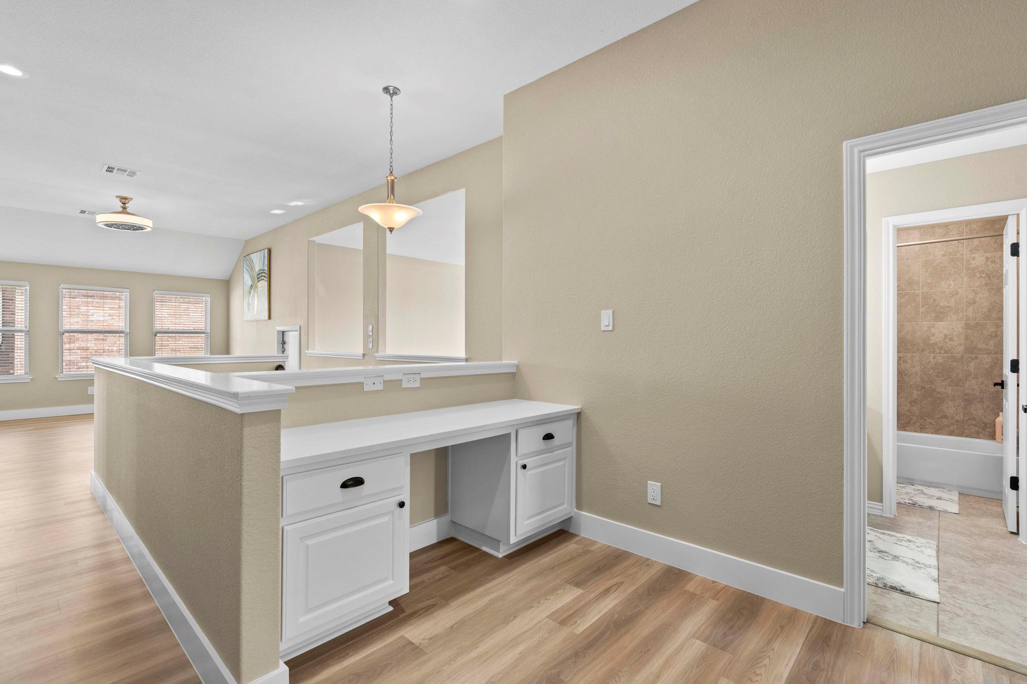 3301 Falconers Way, Pflugerville, TX 78660