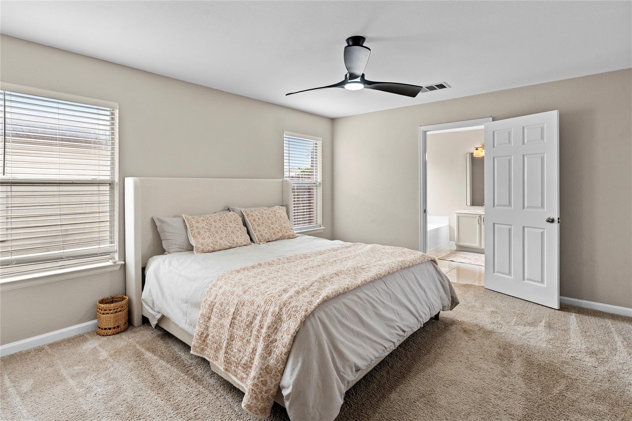 292 Spruce Dr, Kyle, TX 78640