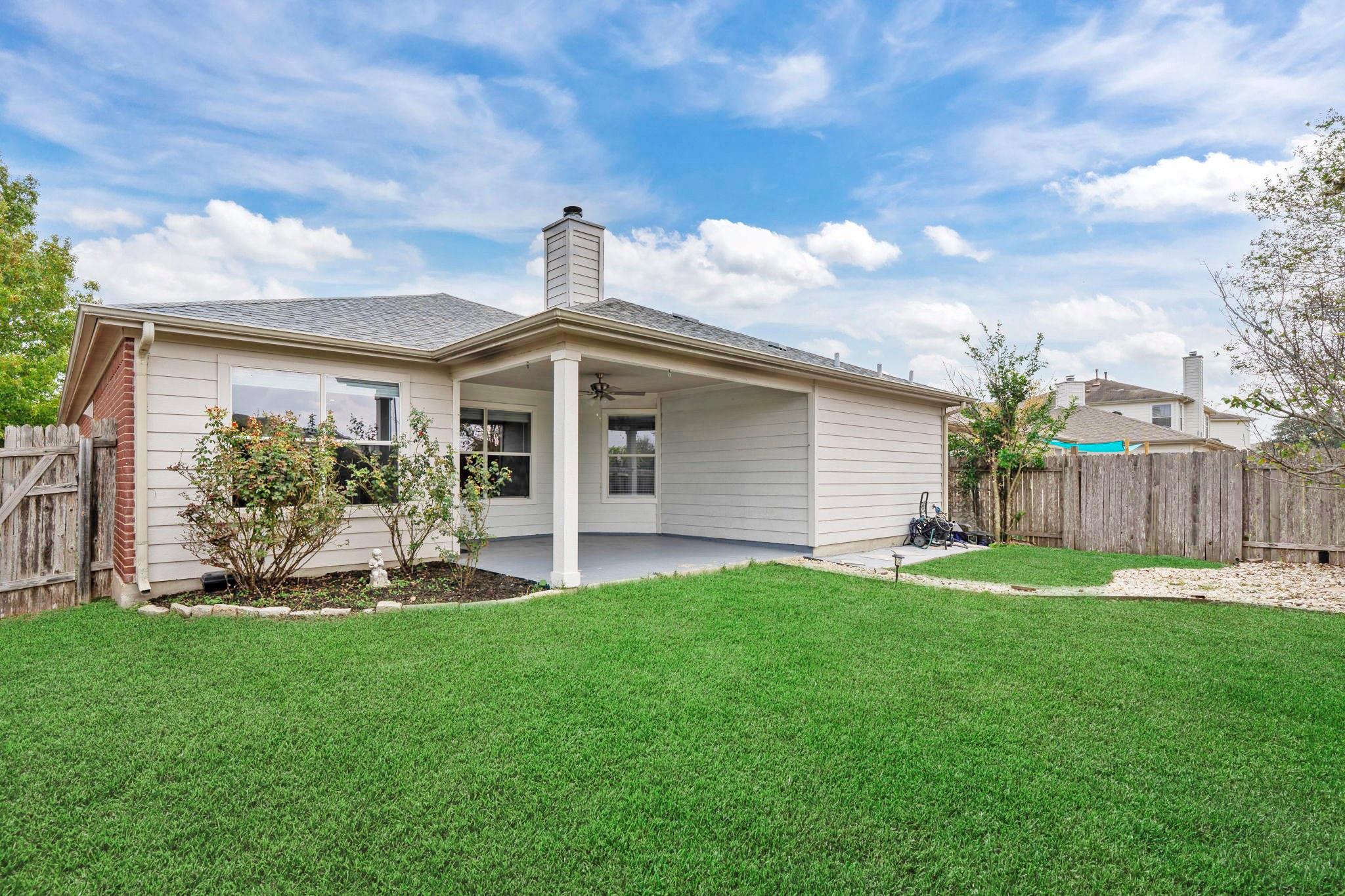 292 Spruce Dr, Kyle, TX 78640