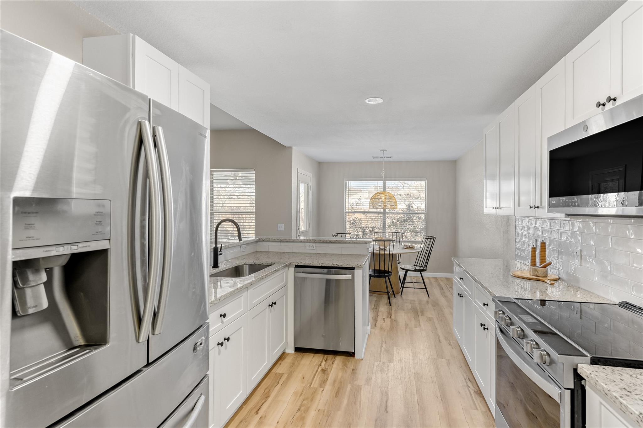 292 Spruce Dr, Kyle, TX 78640