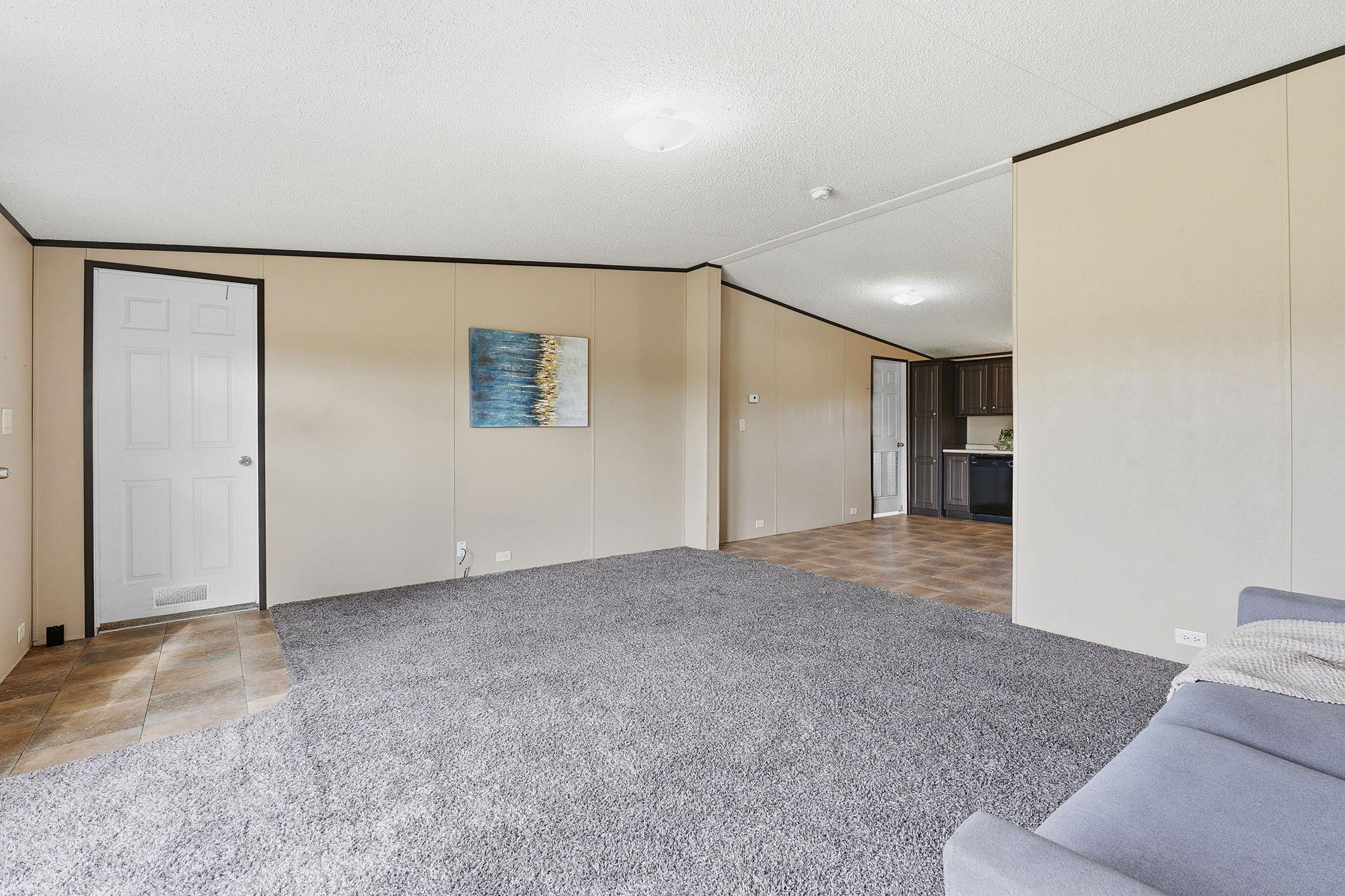 128 Monterrey Hills Dr, Del Valle, TX 78617