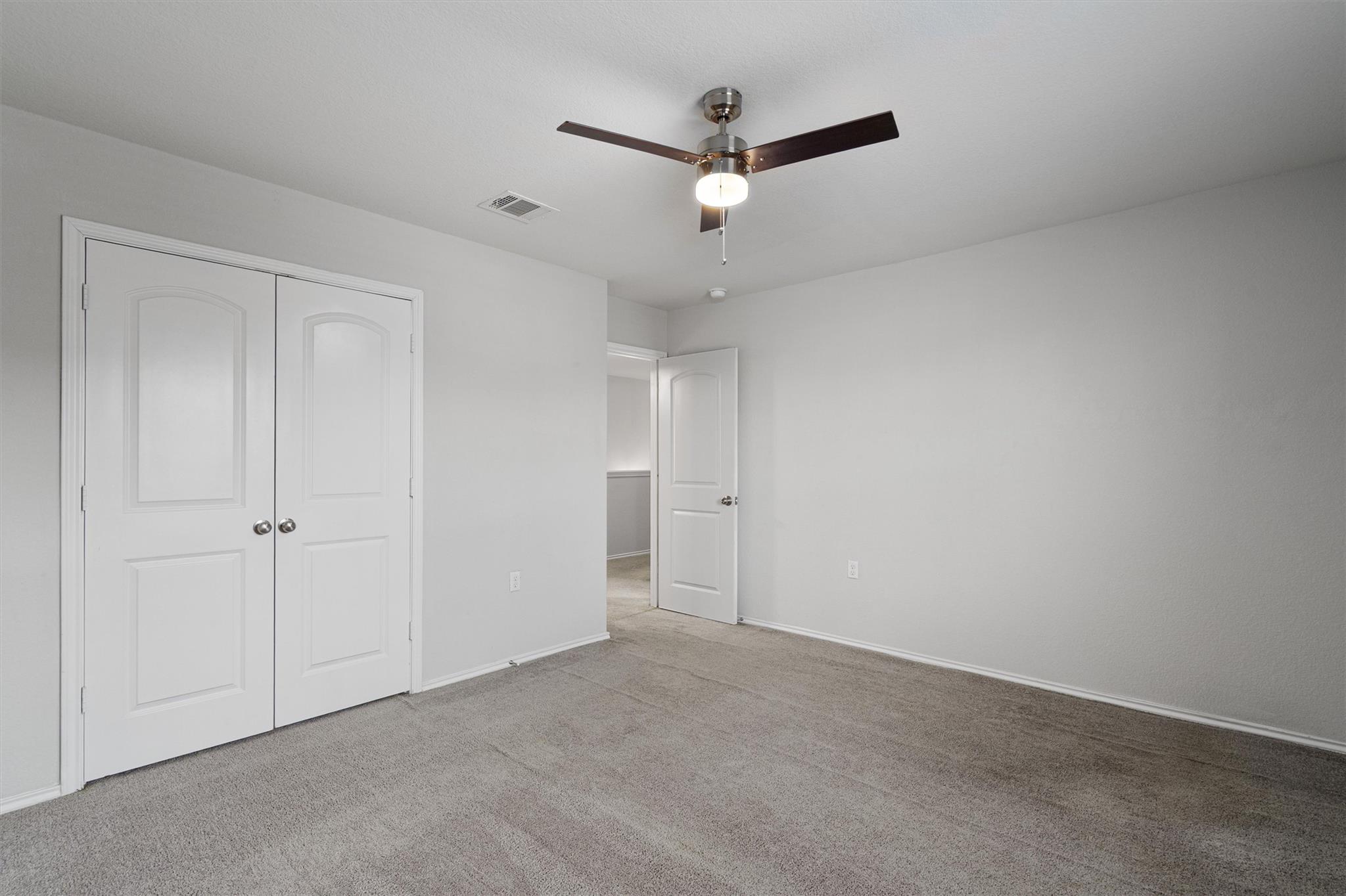 7001 Midlothian Dr, Austin, TX 78754