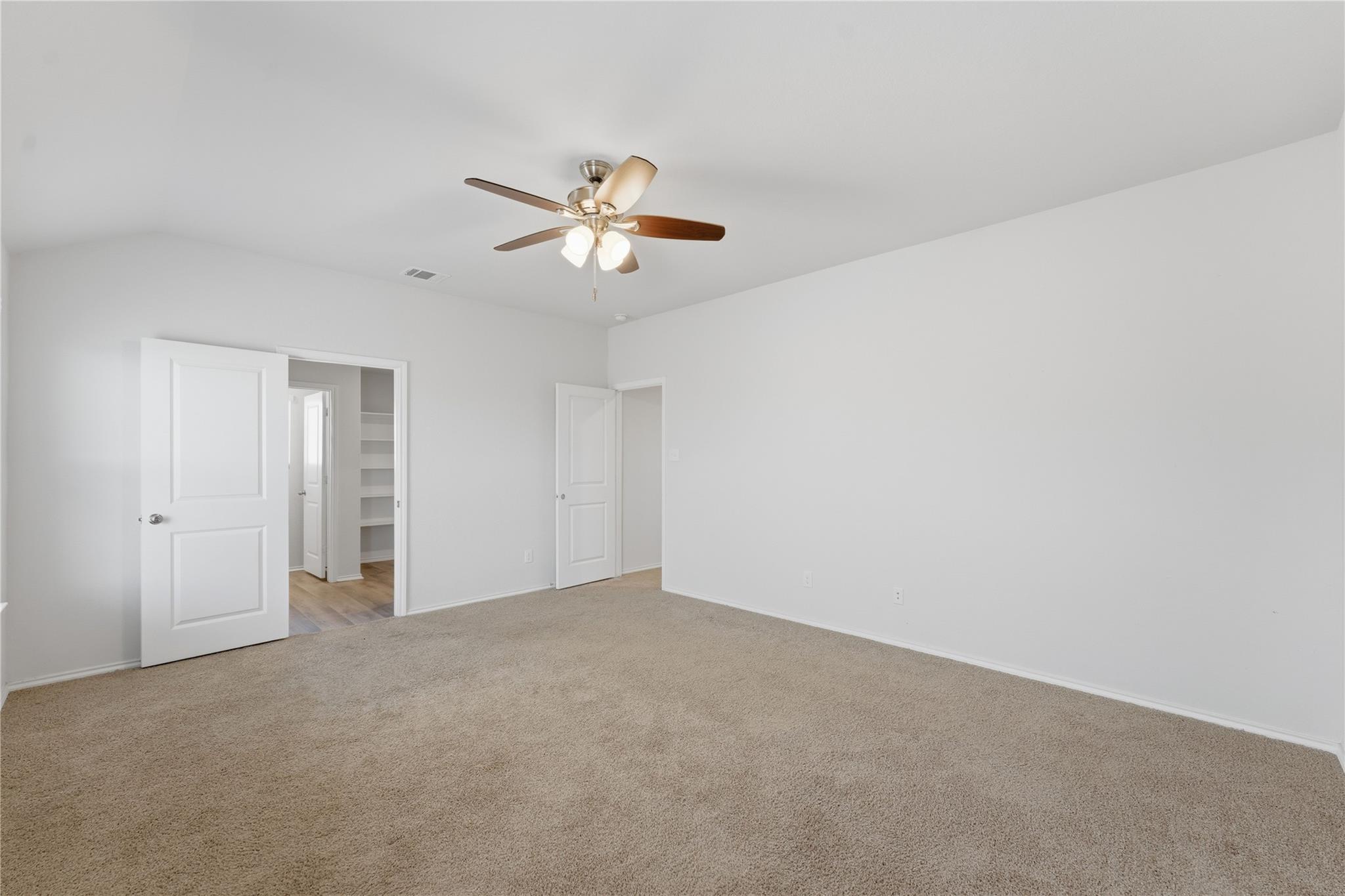 2946 WOLFCREEK Dr, New Braunfels, TX 78130