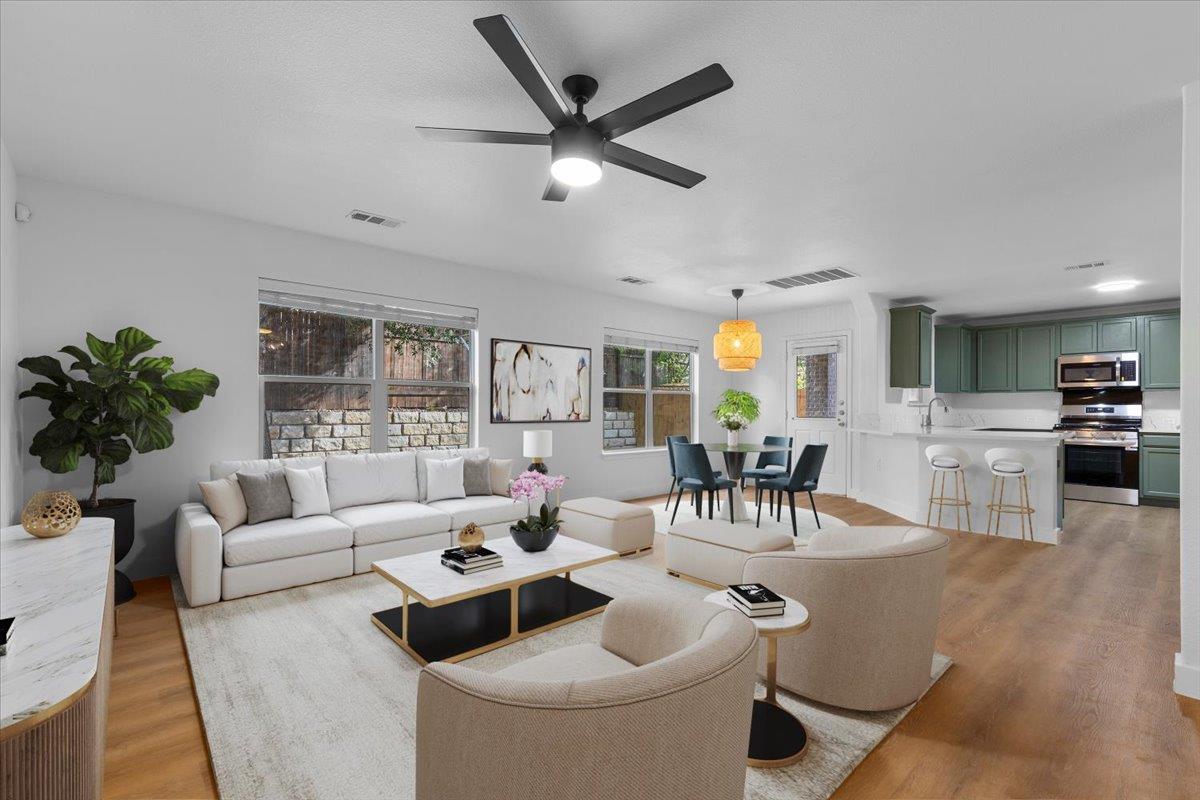 5940 Silver Screen Dr, Austin, TX 78747