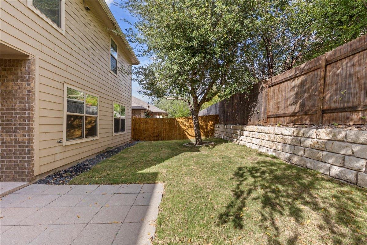 5940 Silver Screen Dr, Austin, TX 78747