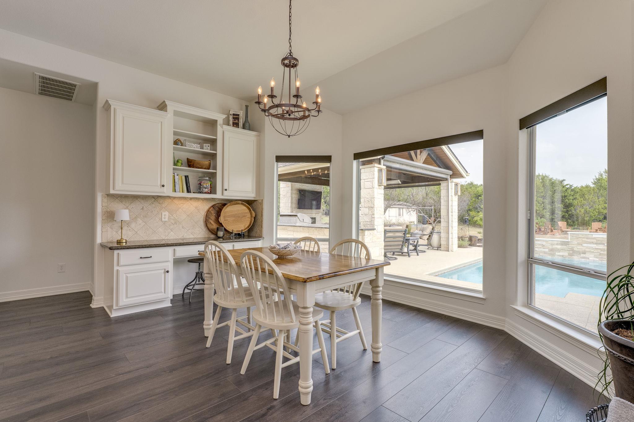 224 NEAL Dr, Liberty Hill, TX 78642