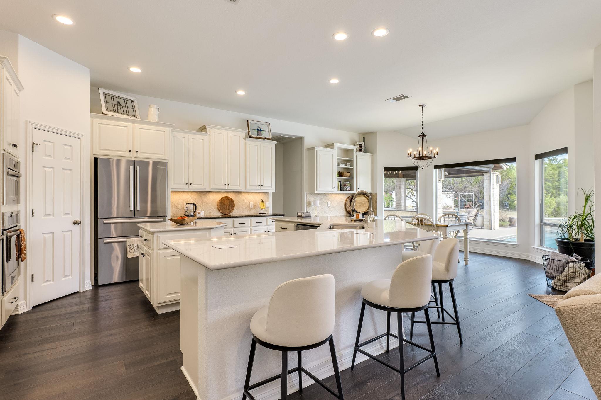 224 NEAL Dr, Liberty Hill, TX 78642