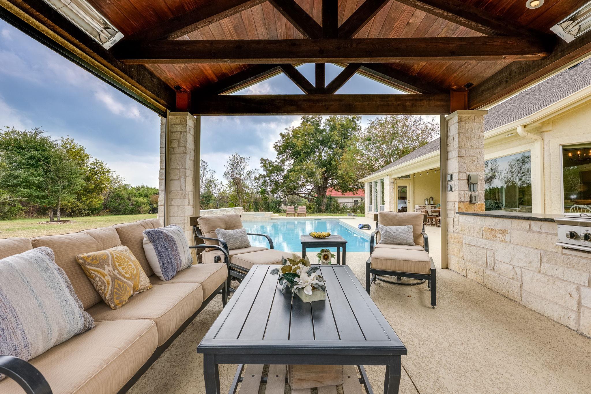 224 NEAL Dr, Liberty Hill, TX 78642