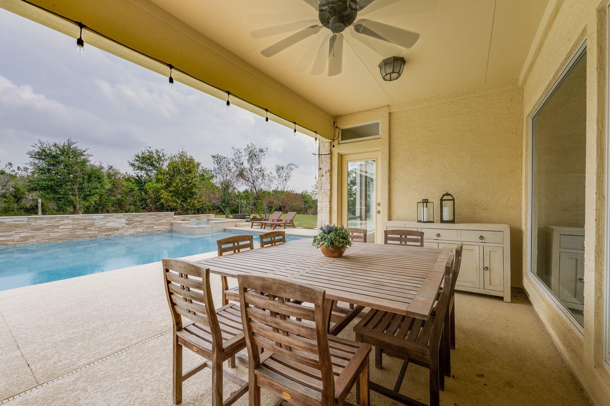 224 NEAL Dr, Liberty Hill, TX 78642