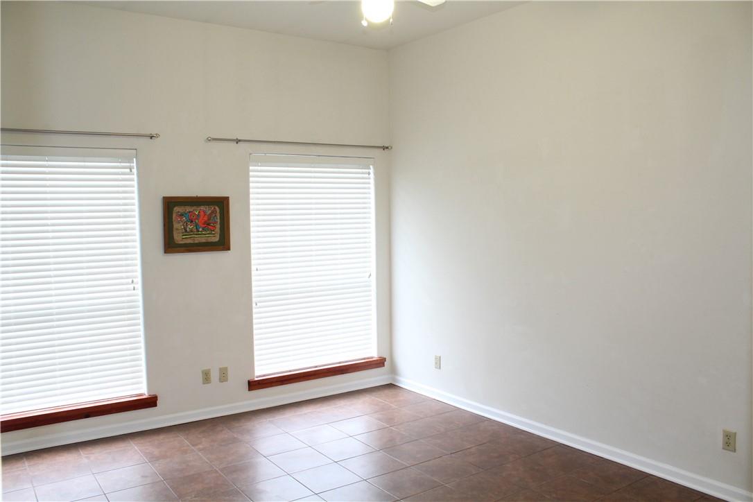 109 W 38th St # B, Austin, TX 78705