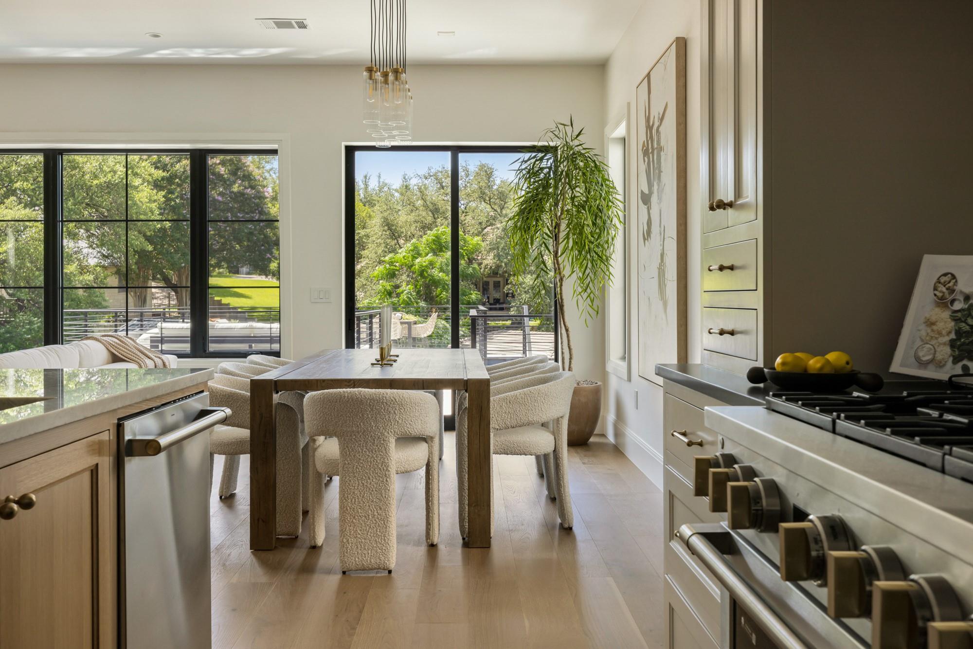 701 Hi Circle North Dr # B, Horseshoe Bay, TX 78657