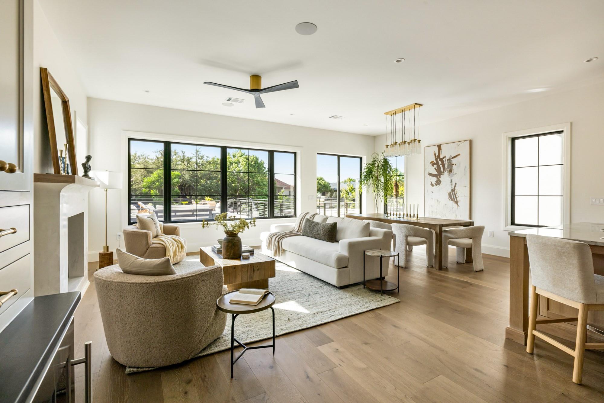 701 Hi Circle North Dr # B, Horseshoe Bay, TX 78657