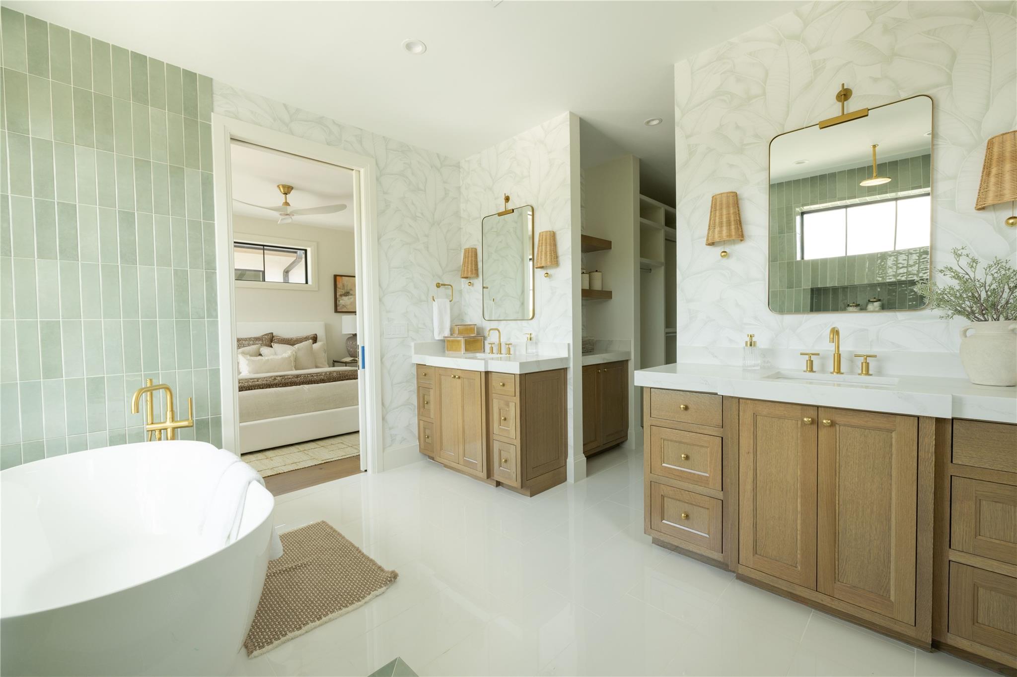 701 Hi Circle North Dr # B, Horseshoe Bay, TX 78657