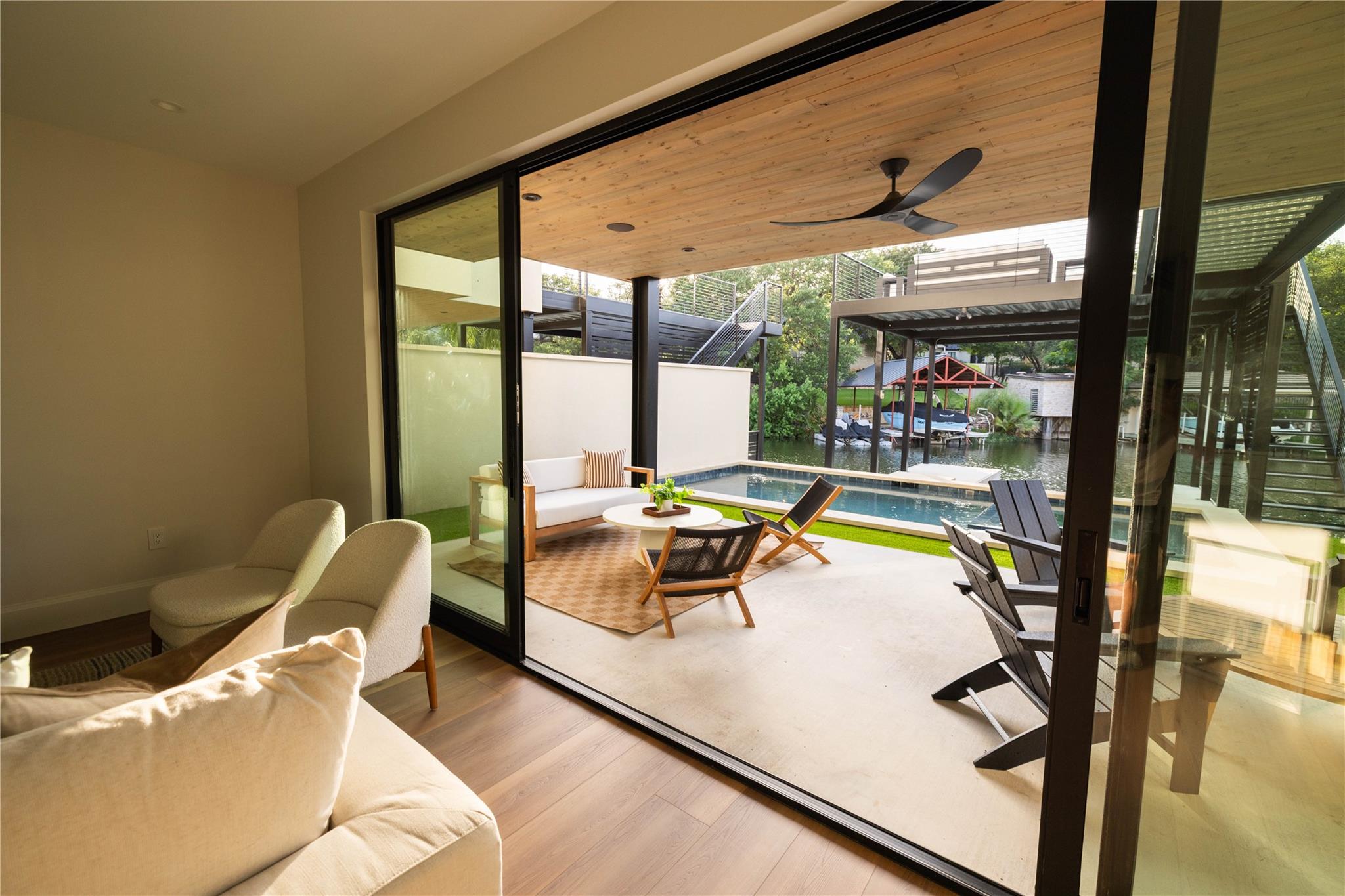 701 Hi Circle North Dr # B, Horseshoe Bay, TX 78657