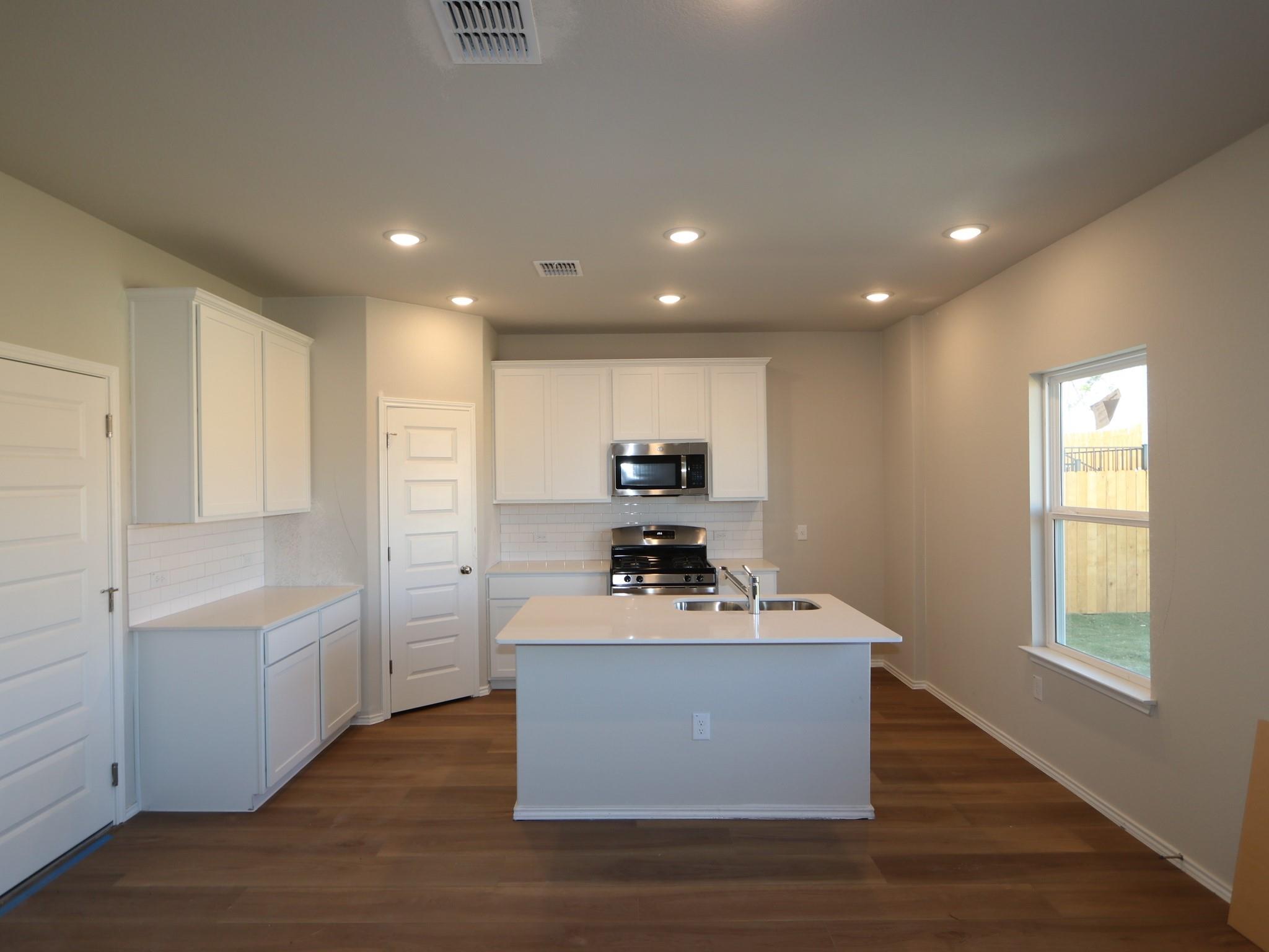 12300 Dillon Falls Dr, Austin, TX 78747