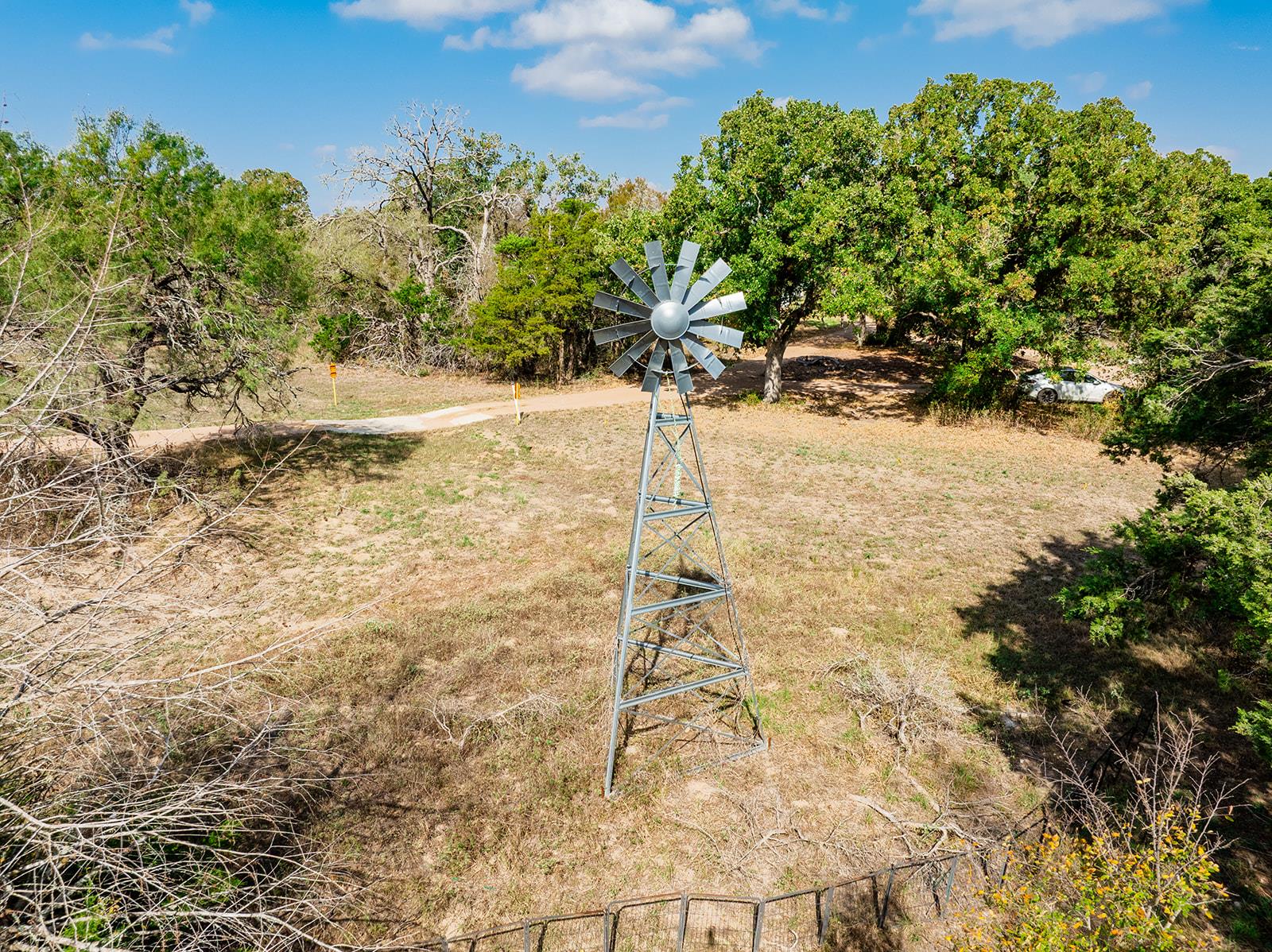 164 Bull Run Rd, Cedar Creek, TX 78612