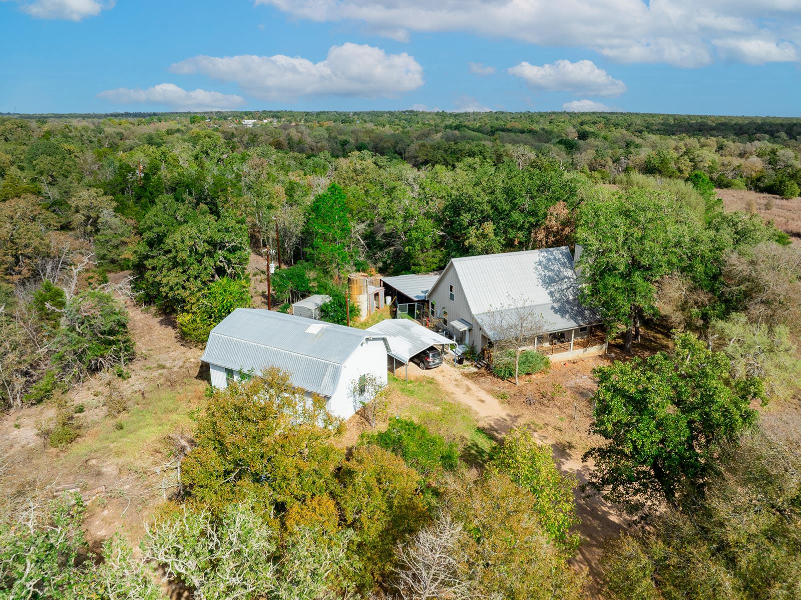 164 Bull Run Rd, Cedar Creek, TX 78612
