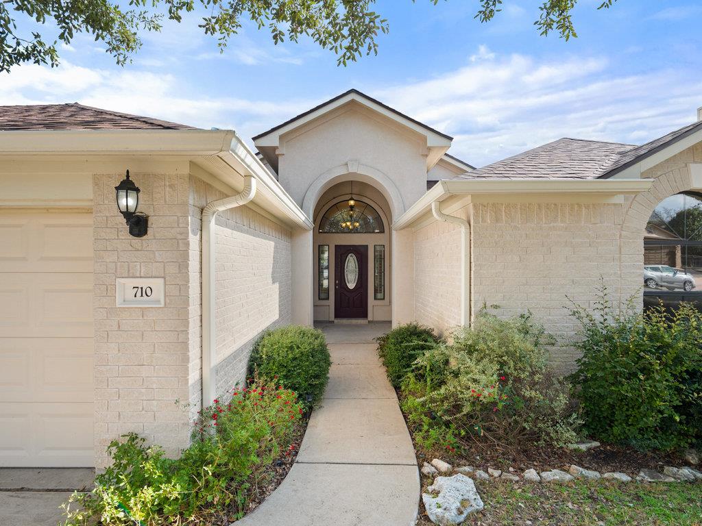 710 Hedgewood Dr, Georgetown, TX 78628