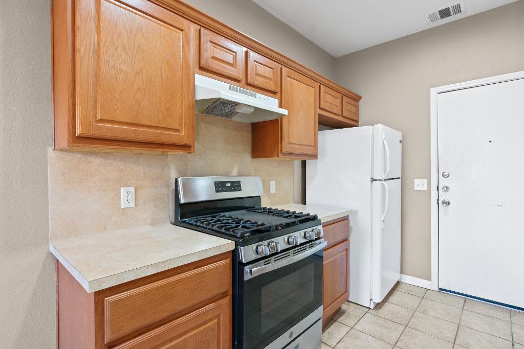 7502 Lazy Creek Dr # B, Austin, TX 78724