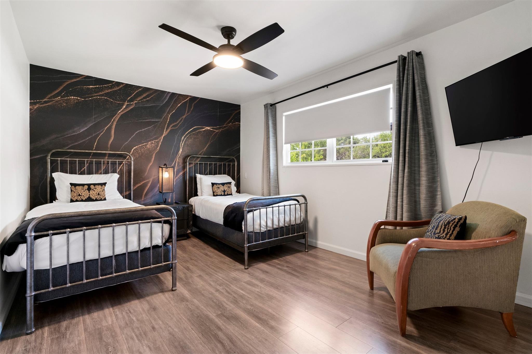 8721 Mountain Crest Dr, Austin, TX 78735