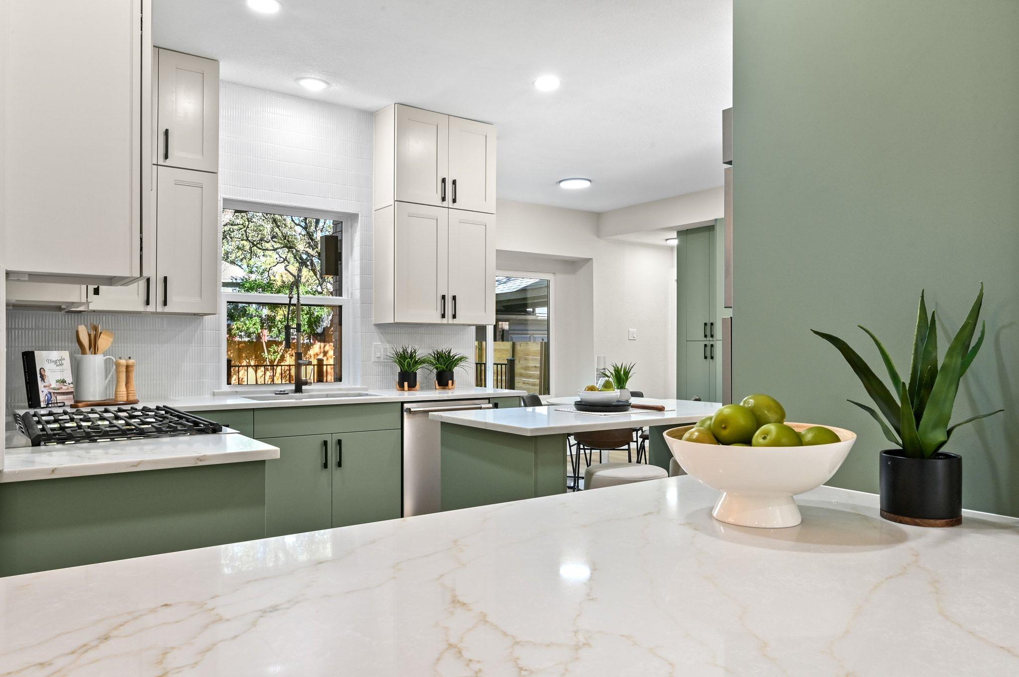 11004 Needham Ct, Austin, TX 78739