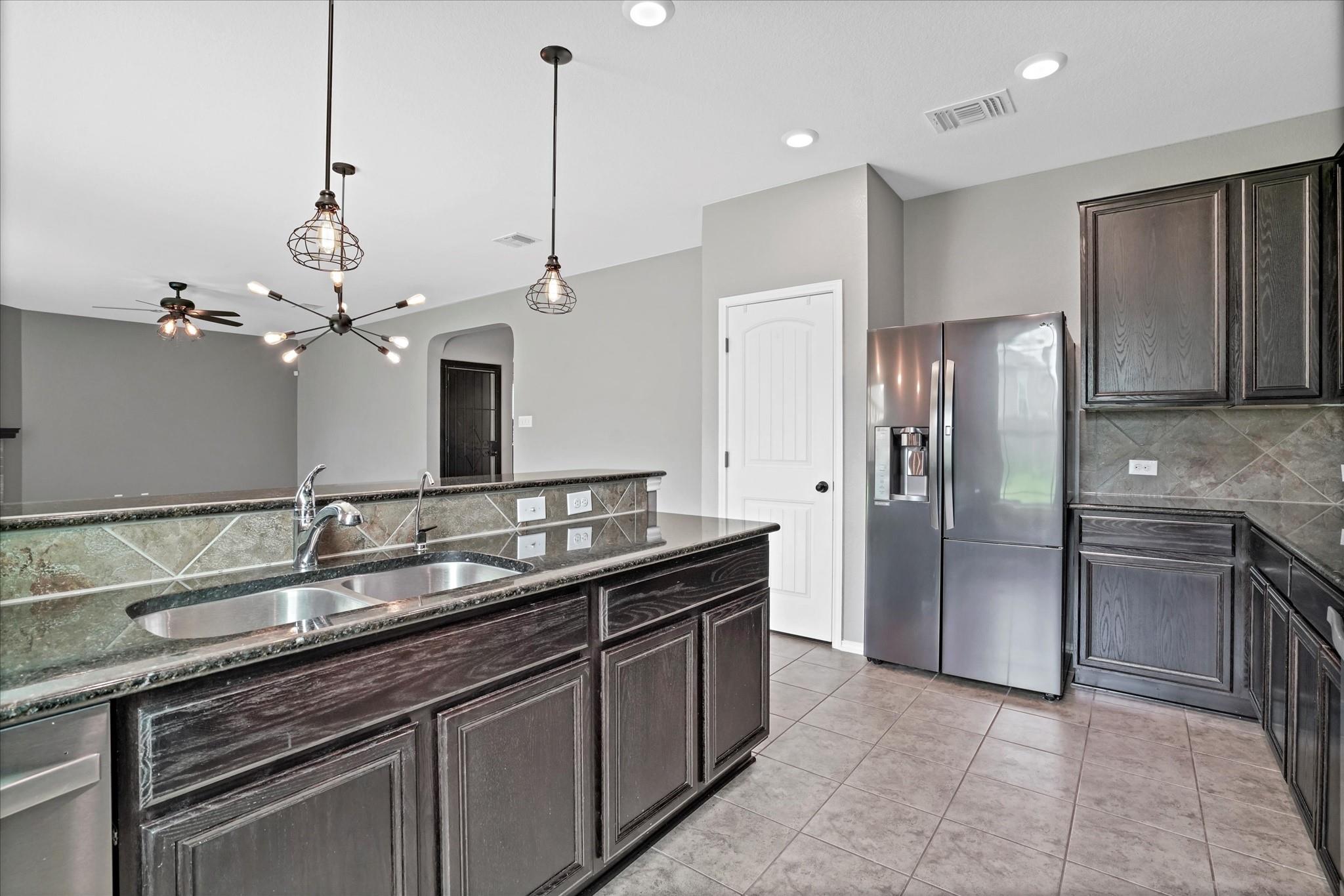 222 Culebra Dr, Georgetown, TX 78626