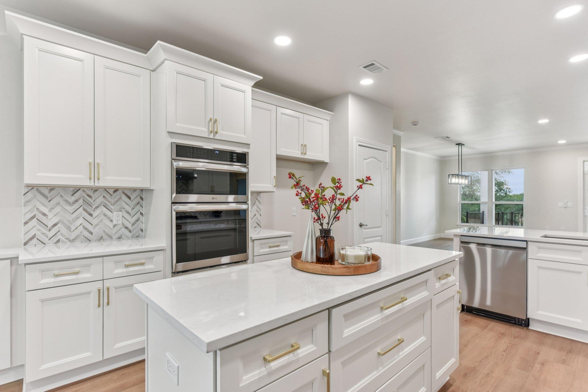 307 San Saba Dr, Georgetown, TX 78633