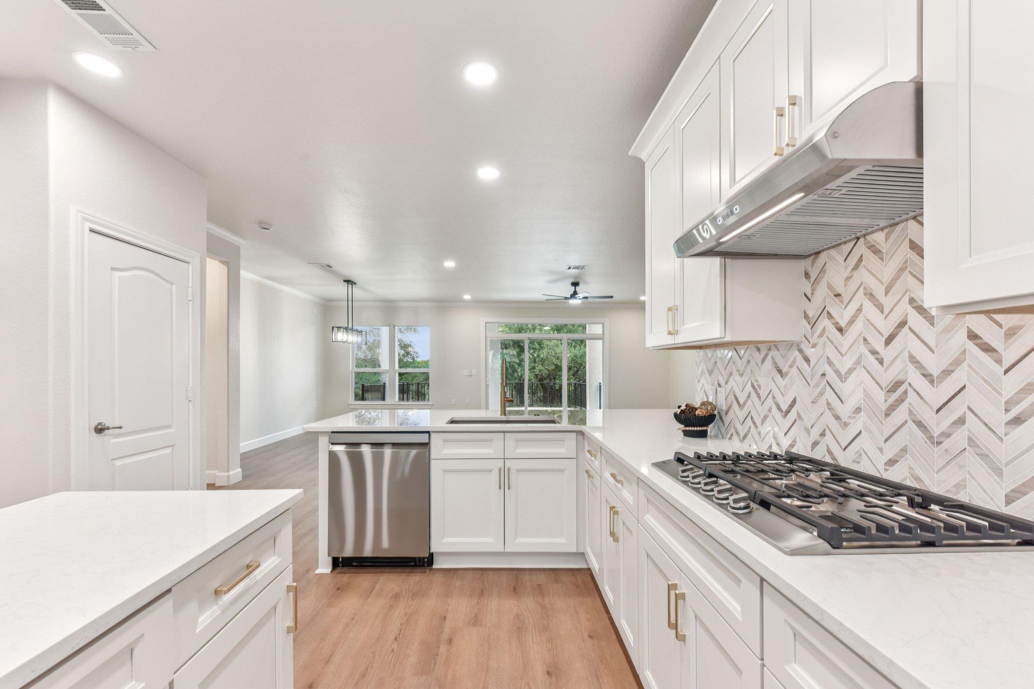 307 San Saba Dr, Georgetown, TX 78633