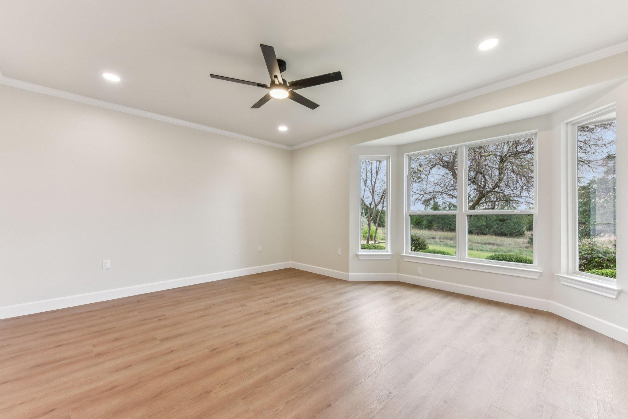 307 San Saba Dr, Georgetown, TX 78633