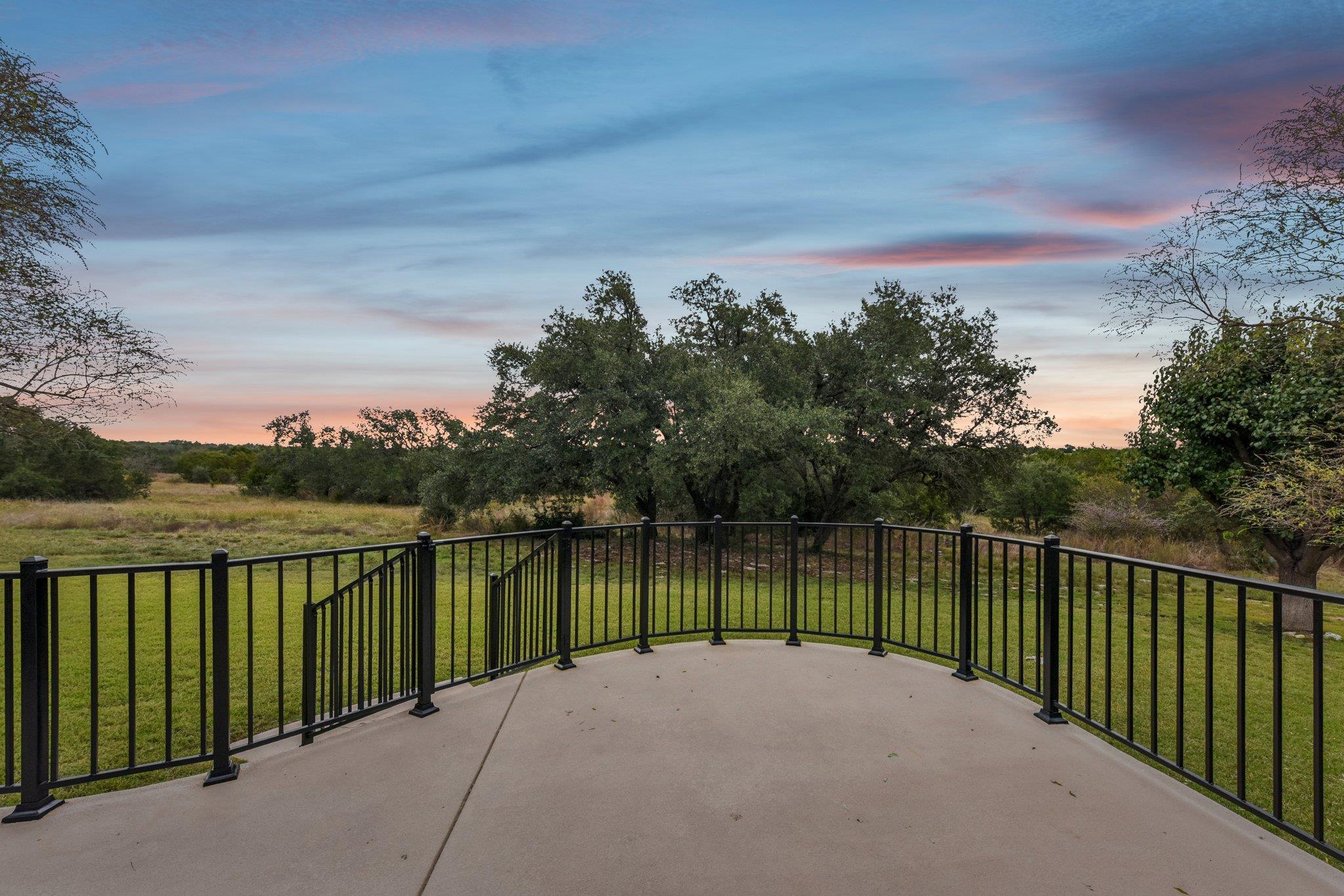 307 San Saba Dr, Georgetown, TX 78633