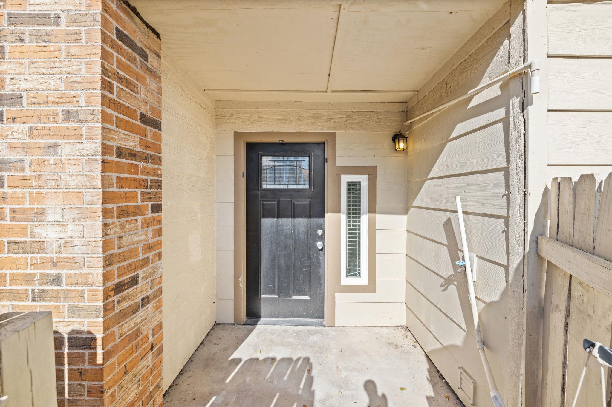 1705 Crossing Pl # 117B, Austin, TX 78741