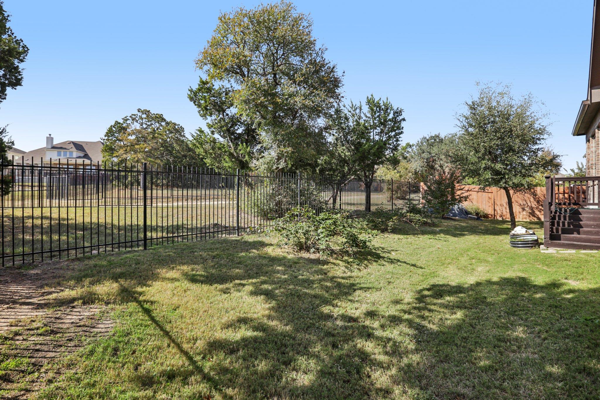 210 Barton Run Dr, Georgetown, TX 78628