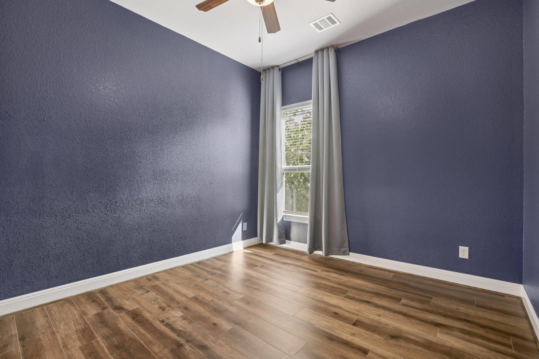 210 Barton Run Dr, Georgetown, TX 78628