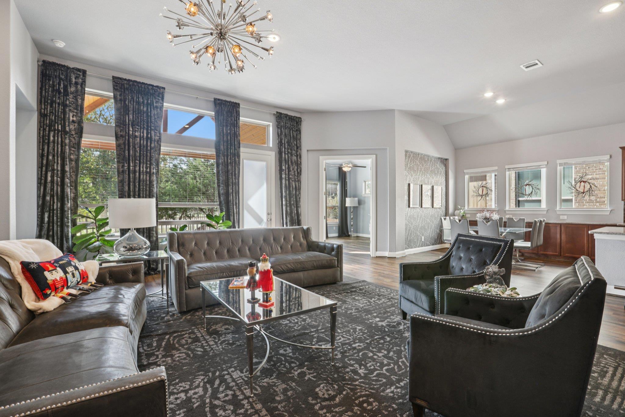 210 Barton Run Dr, Georgetown, TX 78628