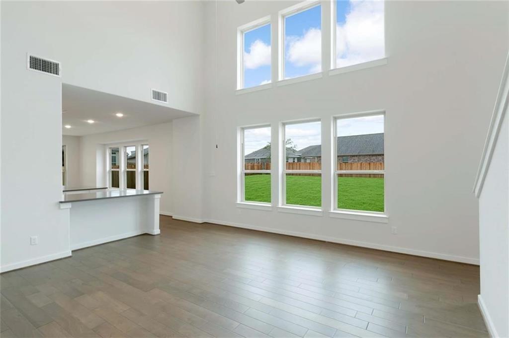 205 Rosebush Dr, Liberty Hill, TX 78642