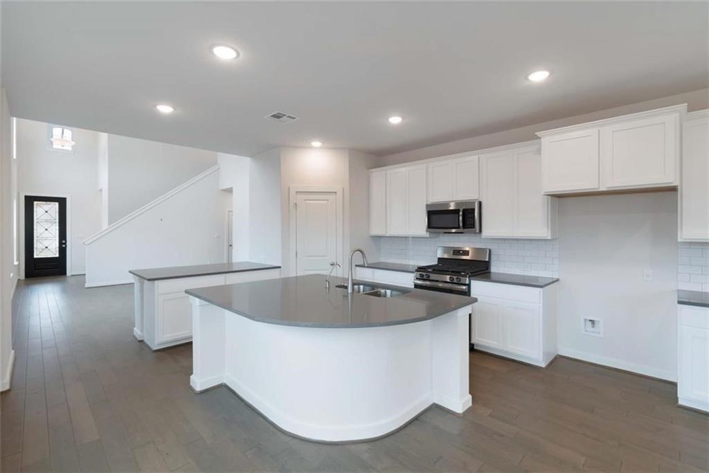 205 Rosebush Dr, Liberty Hill, TX 78642