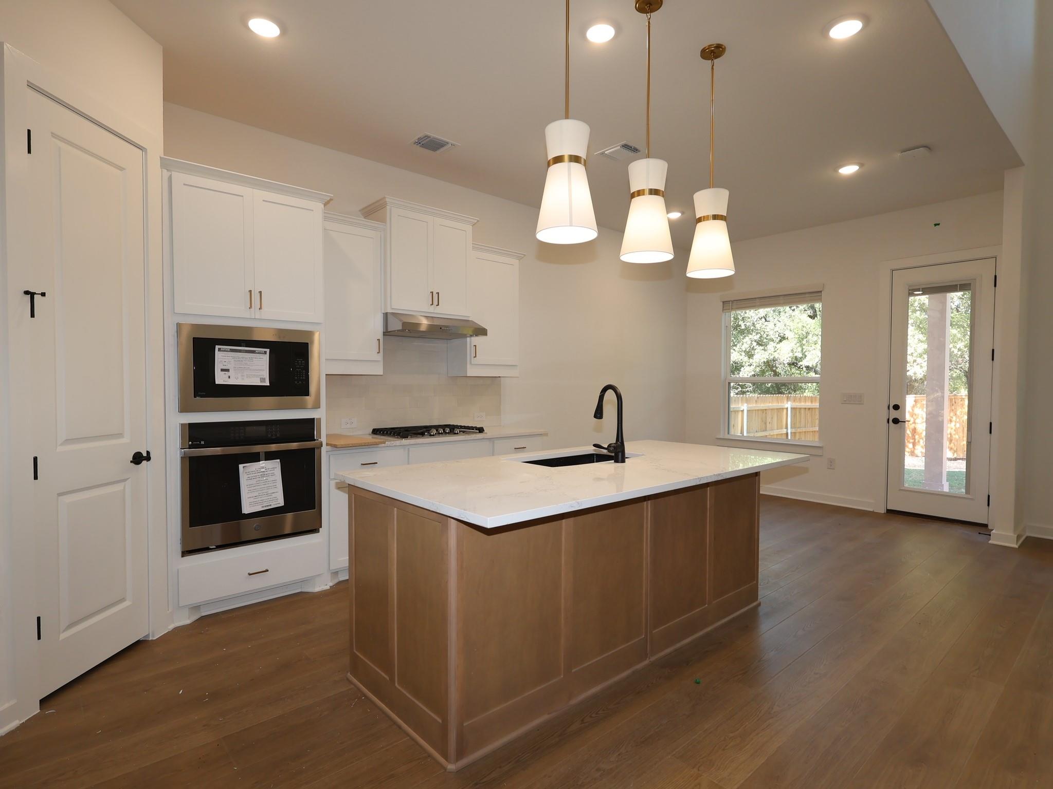 3613 Helena Way, Leander, TX 78641