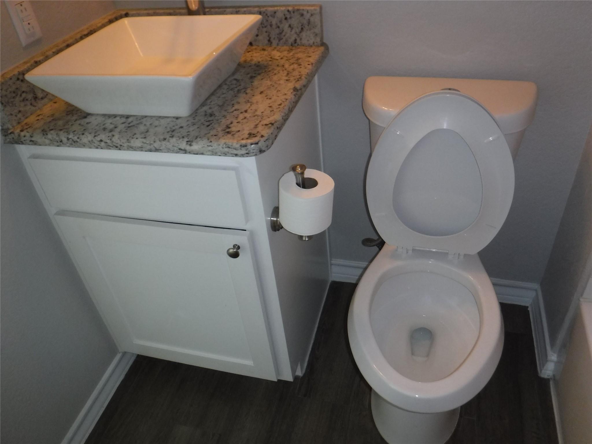 1633 Cree Trl, Kingsland, TX 78639