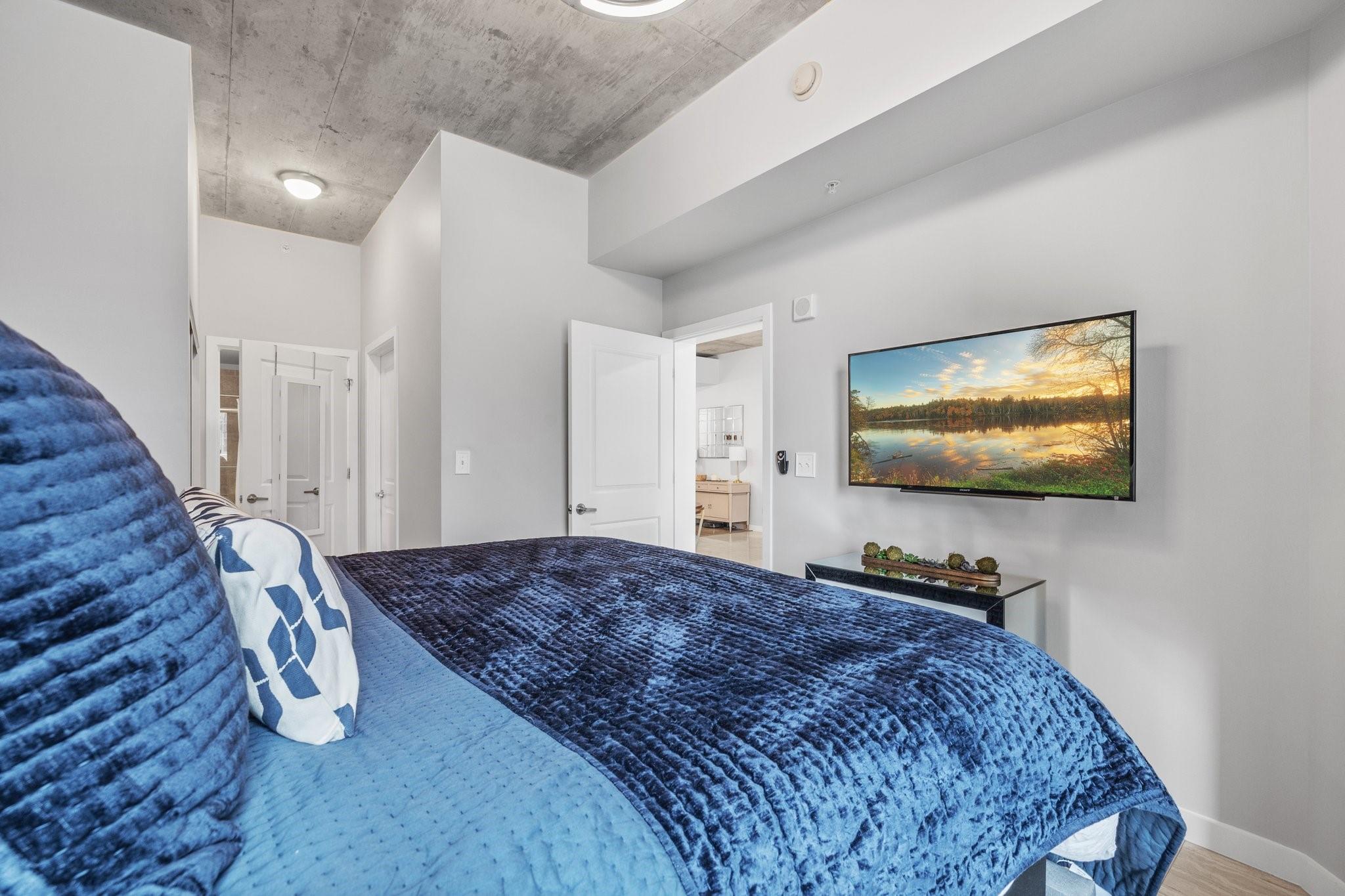 360 Nueces St # 911, Austin, TX 78701